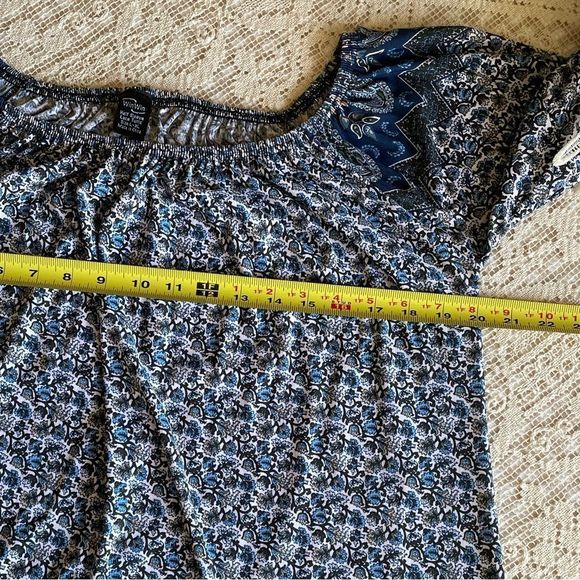 Win Win Boho Floral Tunic Size L-XL - Picture 6 of 10